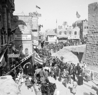 Jaffa Gate procession +flags 06033u (517x640)
